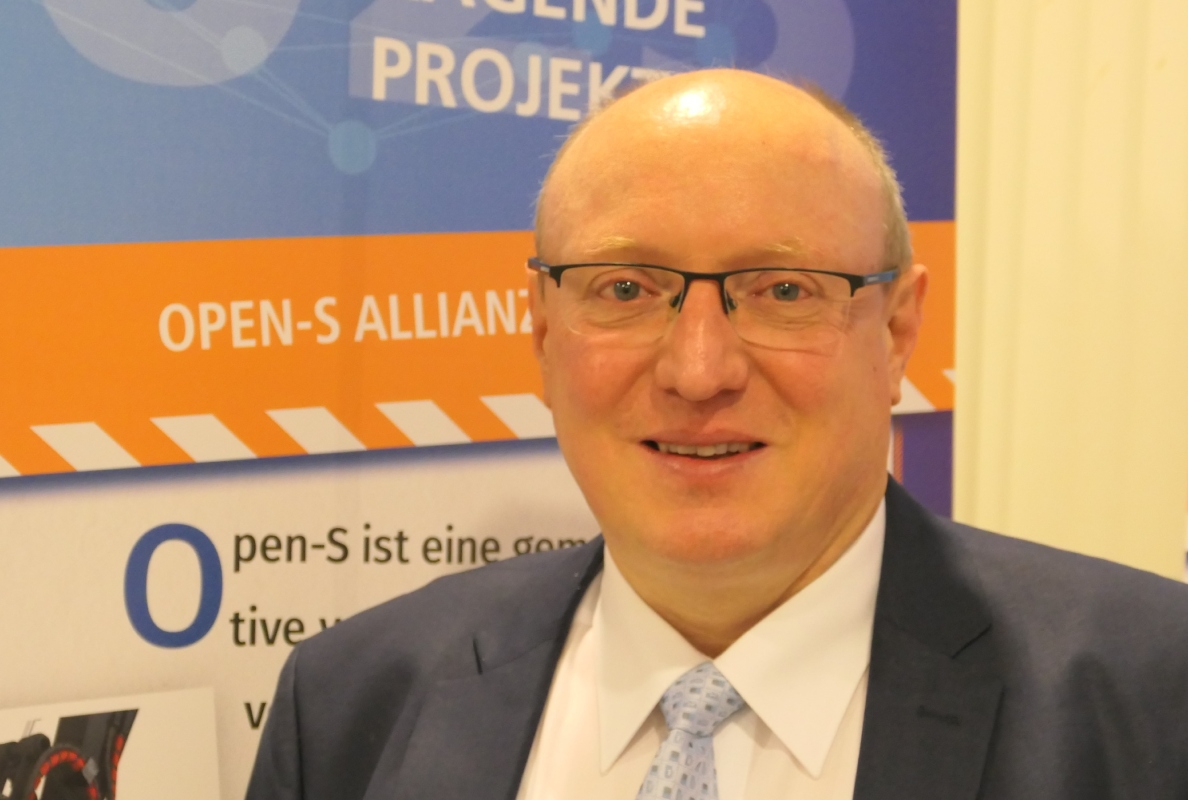 Blick nach vorn: Wolfgang Vogl, Geschäftsführer der Rototilt GmbH, erwartet nach einem zufriedenstellenden Geschäftsjahr 2023 weiteres Wachstum. Er sieht das Unternehmen insbesondere mit dem vollhydraulischen Schnellwechslersystem QuickChange und der neuen RC-Serie bestens aufgestellt.