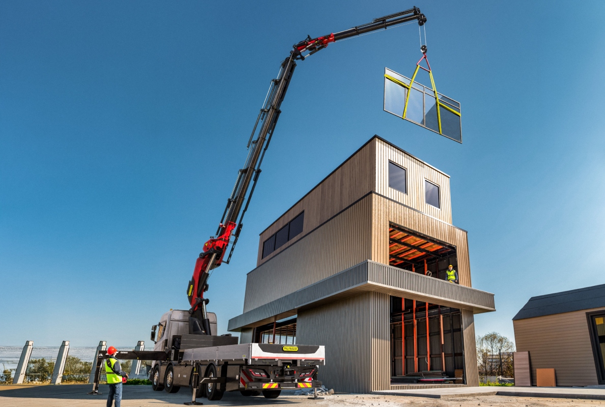 Entwickelt, um anspruchsvolle Aufgaben intelligent zu lösen: der neue PALFINGER PK 720 TEC.