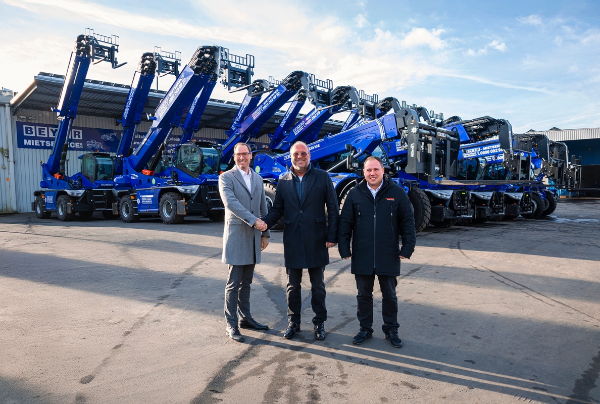 Größter Manitou-Auftrag 2025: BEYER-Mietservice investiert in 58 Teleskopstapler