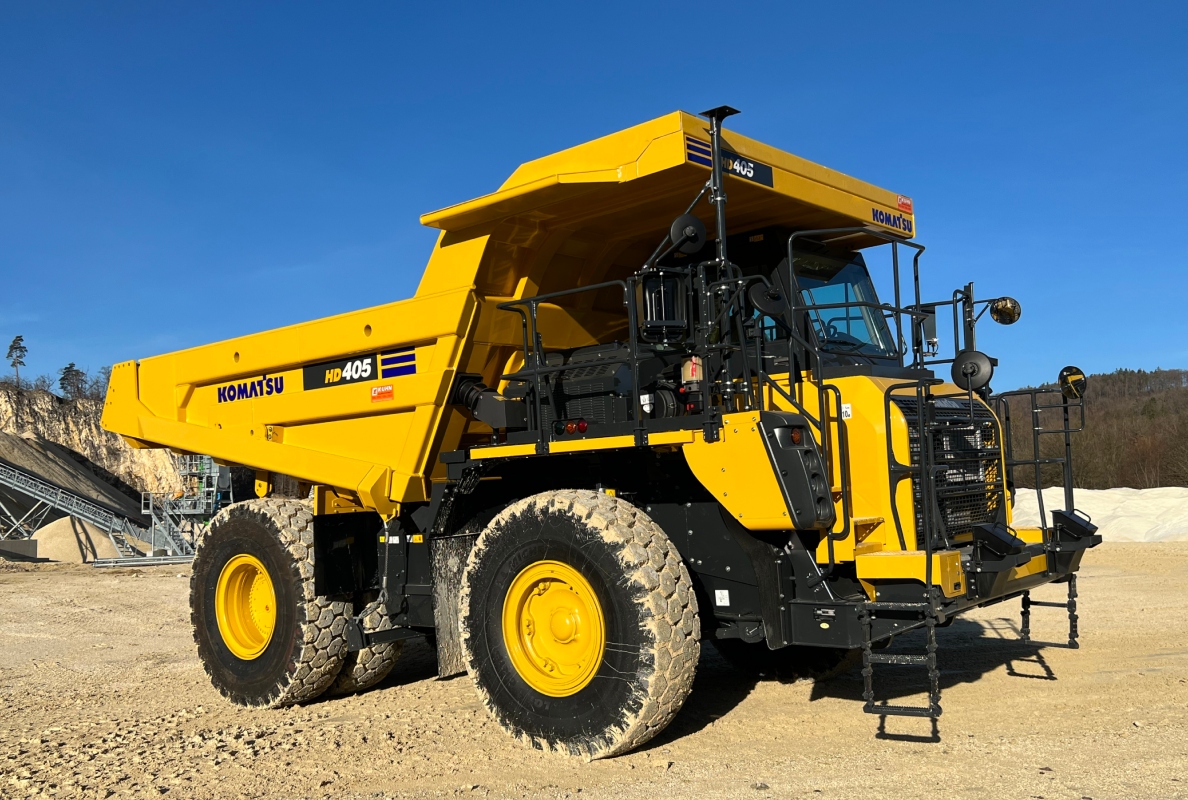 Der Muldenkipper Komatsu und HM400-5 bei der Merkle GmbH & Co. KG: Der Kraftstoffverbrauch konnte gesenkt, die Transportleistung erhöht und die Gesamtproduktivität gesteigert werden.