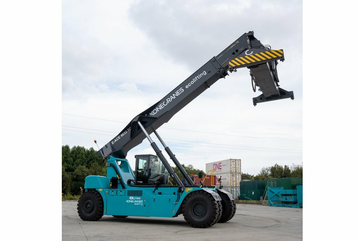 Konecranes Elektro-Reachstacker
