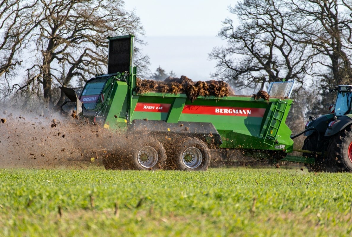 Die neuen ISOBUS-TIM-Anwendungen können optional bei den Streuern der BERGMANN XPERT-Baureihe gewählt werden.