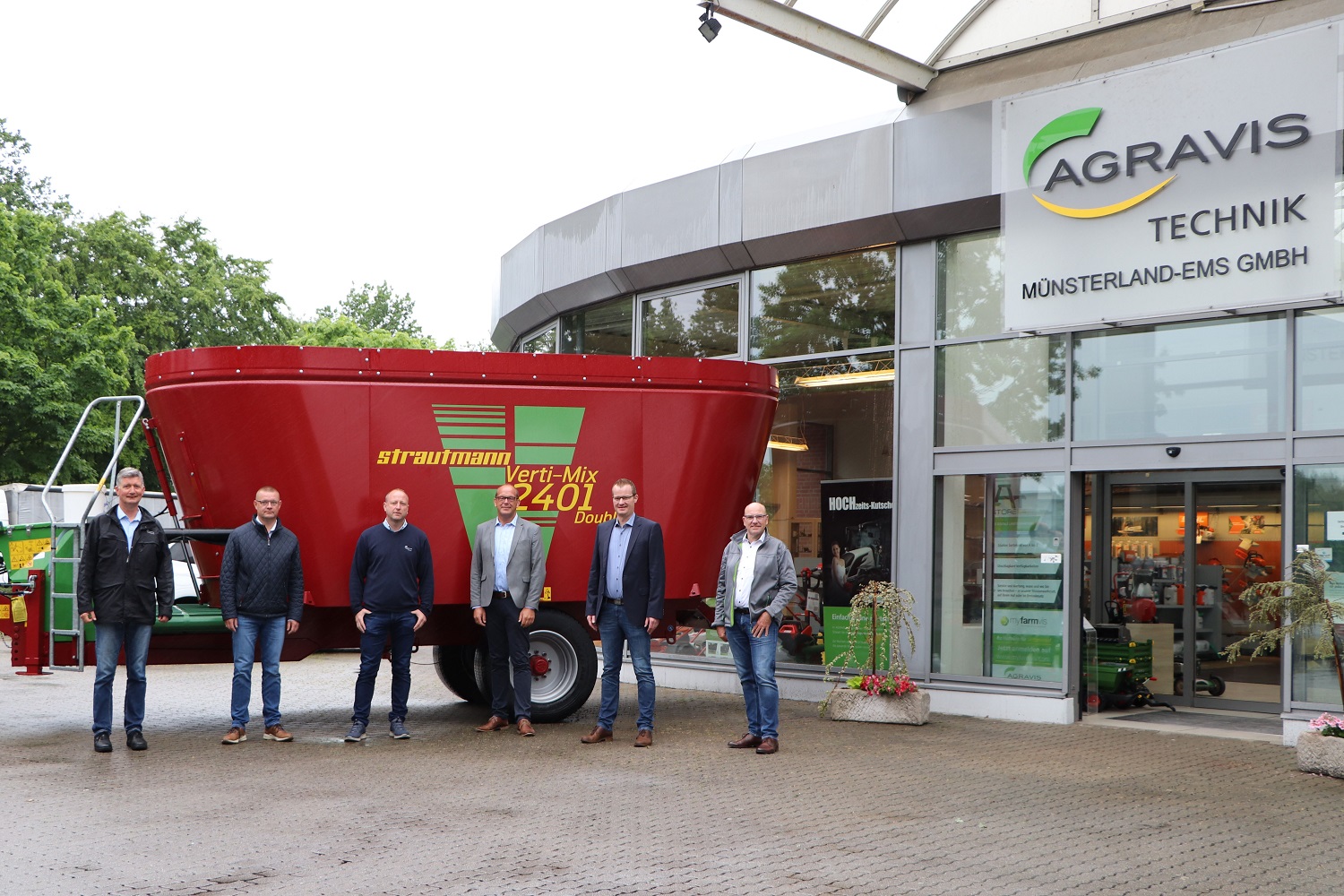 AGRAVIS Technik Münsterland-Ems GmbH und Strautmann intensivieren die Zusammenarbeit