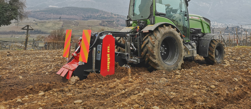 Effiziente Wurzelstockbeseitigung nach der Baumernte mit SEPPI Stubbenfräsen
