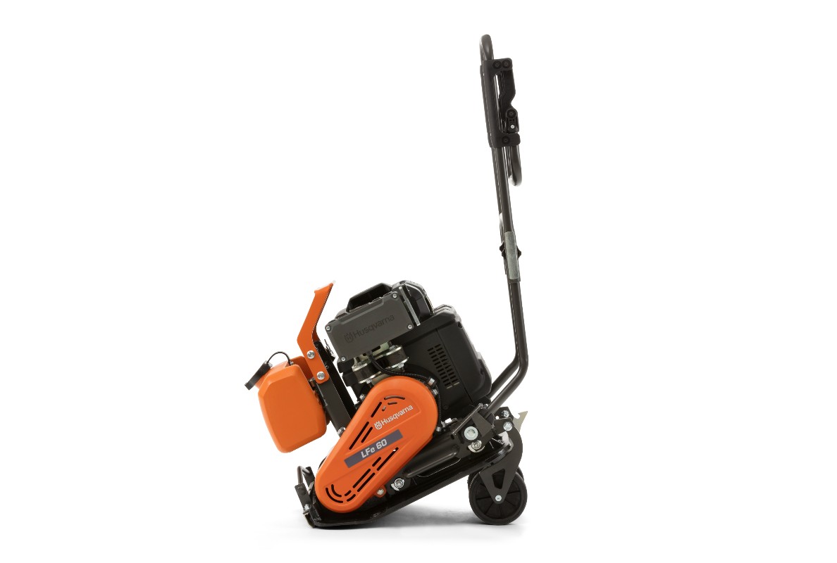 Husqvarna Construction stellt akkubetriebene Rüttelplatte LFe 60 LAT vor