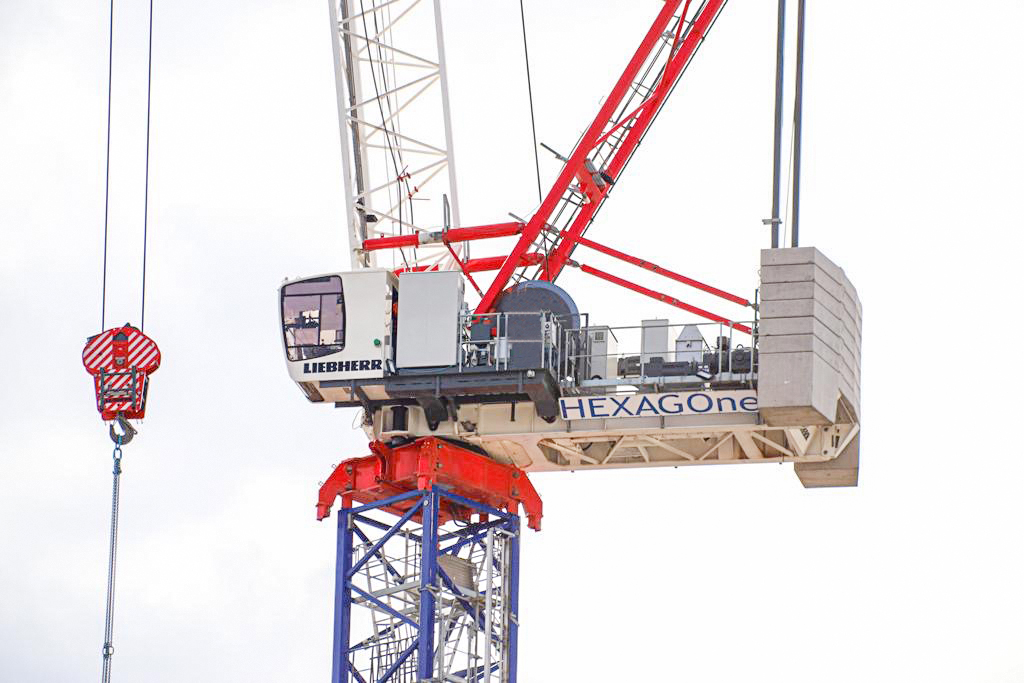 Hexagone Services S.A.S. wird im September das Liebherr-Mietgeschäft für Turmdrehkrane in Paris und Nordfrankreich fortführen.