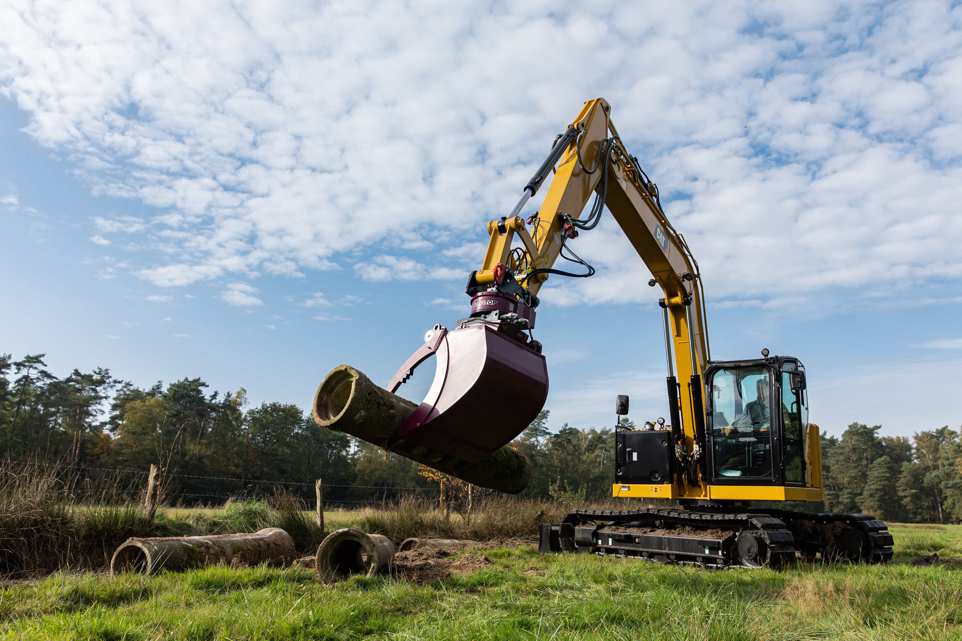 Ganz gleich, welcher Einsatz – durch den RotoTop erhöht sich die Flexibilität jeden Baggers, sodass Zeit, Geld und Manpower gespart werden und die Aufgaben schneller abgewickelt werden.