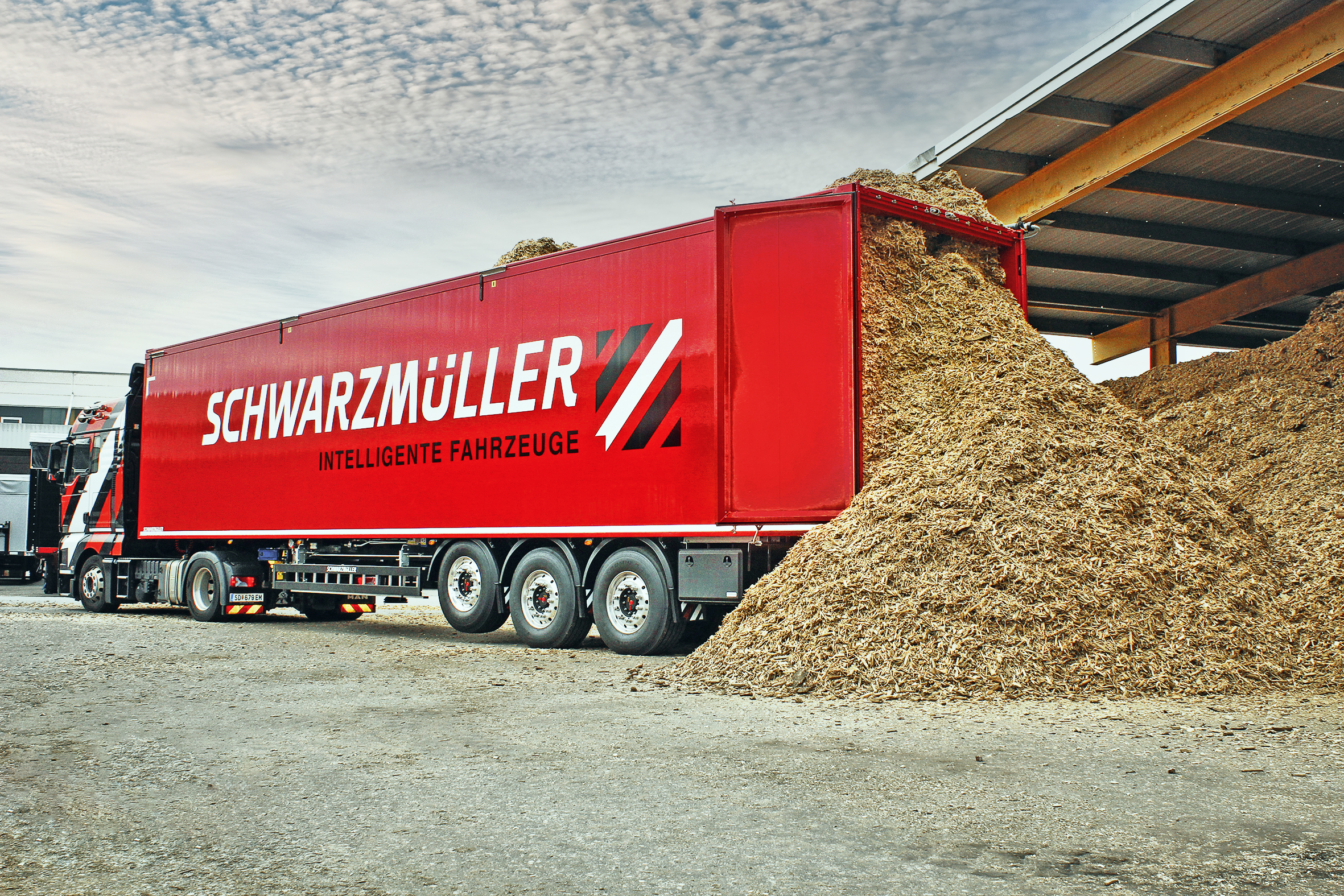 Schwarzmüller 3Achs-Schubbodensattel mit Stahlrahmen