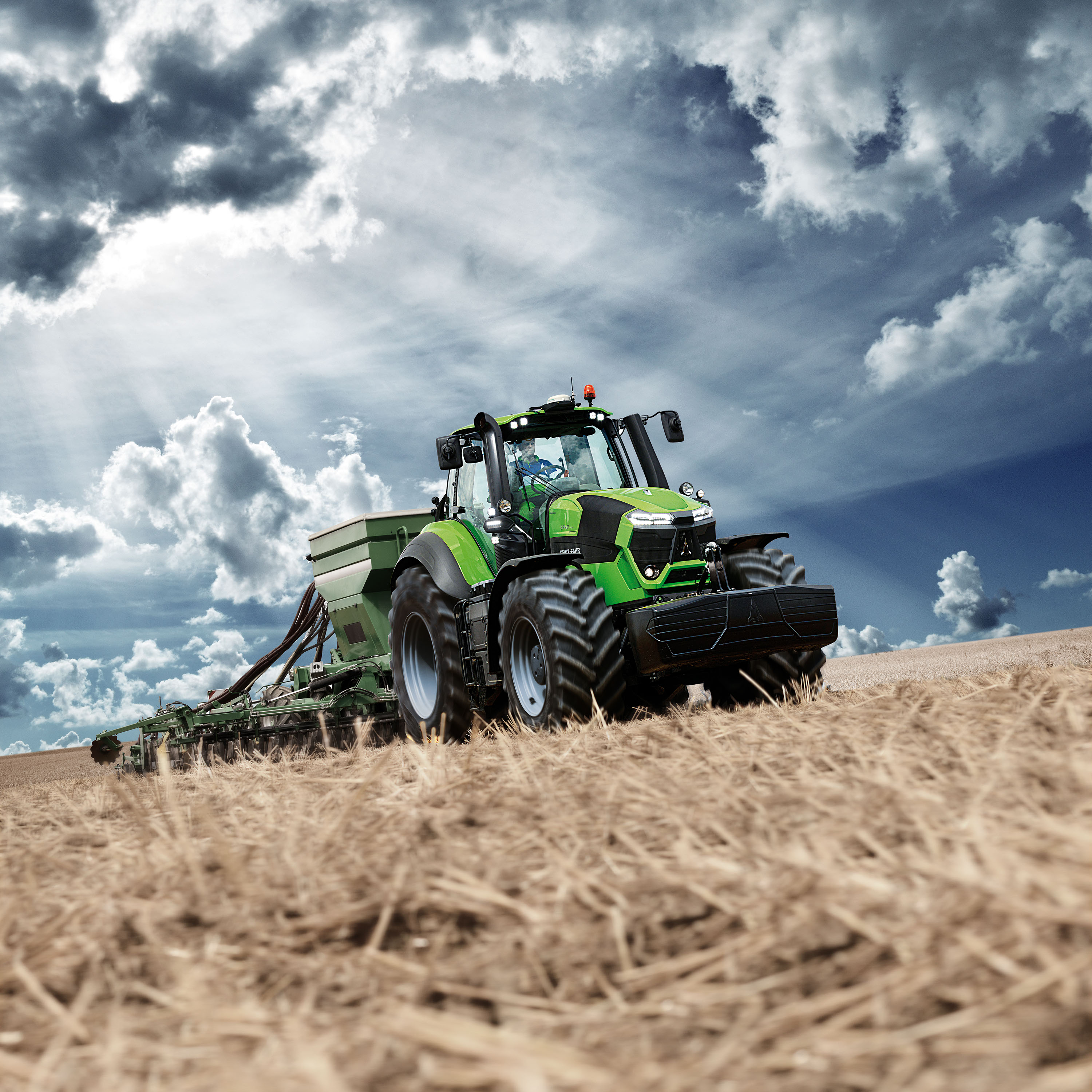 Das Know-how von Deutz-Fahr, hier die Traktoren der Serie 9, sollen die landwirtschaftliche Mechanisierung in Kasachstan voranbringen. Foto: Deutz-Fahr 