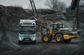 Volvo Construction Equipment elektrifiziert die bauma 2025 mit der ersten emissionsfreien Produktpalette