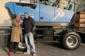 Ingo Niksic, Oliver Python