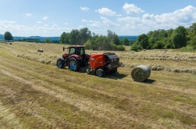Neue Rundballenpresse KUHN FB 3125 überzeugt mit Zuverlässigkeit