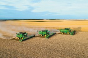 John Deere stellt Mähdrescher-Updates für das Modelljahr 2027 für die T5/T6, S7 und X9 Modelle vor