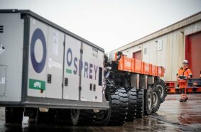 Osprey führte mit dem elektrischen PowerPack Unit (ePPU) von TII SCHEUERLE die erste bekannte elektrische SPMT-Transportoperation im Vereinigten Königreich erfolgreich durch.