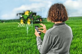 John Deere feiert 25 Jahre automatisierte Lenksysteme