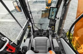 engcon und Develon bringen gemeinsam die Bagger der Serie 9 mit Tiltrotator-Vorbereitung auf den Markt