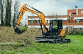 CASE Construction Equipment stellt den Midi-Bagger der Evolution E-Serie vor, von 8-10 Tonnen, mit einem Modell für jede Anwendung
