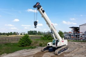 Raimondi reagiert auf die Marktnachfrage mit der Einführung seiner ersten Teleskopraupenkran-Baureihe, entwickelt von Terex Rough Terrain Cranes