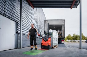 Mehr Sicherheit im Lager: Toyota präsentiert Operator Detection Assist