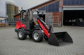 Der 3650 der 2. Generation mit neuer Kabine und zusätzlichen Sicherheitsfeatures erleichtert den Arbeitsalltag.