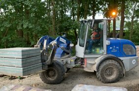 Auch mit großen Lasten kann mit dem Schwenkarm des Paus SL 9088 problemlos gearbeitet werden.