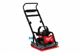 Die neue Rüttelplatte MXF PC50 ist Teil der Milwaukee Akku-Plattform MX FUEL für professionelle Anwendungen, die bisher die Domäne von Benzin- und Drucklufttechnik waren.