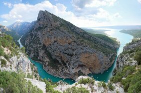 Verdonschlucht im Süden Frankreichs: beliebtes Ausflugsziel, für Bauprojekte aber anspruchsvolles Terrain.