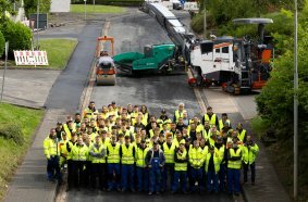 Azubi TechDays 2025: Insgesamt 90 Auszubildende, Ausbilder und Monteure erlebten die Maschinen der Wirtgen Group live im Einsatz.