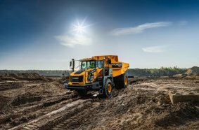 HYUNDAI stellt Zweiachs-Knickdumper mit 45 t Nutzlast vor