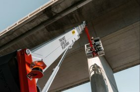 Die vielseitige 3,5-t-Hubarbeitsbühne PT 25 TJ jetzt mit mehr Leistung, höherer Stabilität und verbesserter Ergonomie.