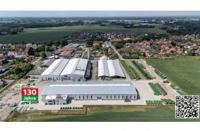 BERGMANN mit Blick über die neue Produktionshalle.