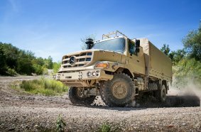 Mercedes-Benz Zetros, ähnlich dem ausgestelltem Fahrzeug