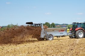 Kompakt, wendig, wirtschaftlich: Fliegl zeigt Lösungen für kleinere Betriebe auf der Agrarschau Allgäu
