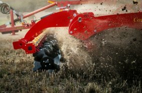 Väderstad stellt ein neues Frontwerkzeug vor, das die Intensität der Bodenbearbeitung von Carrier XT und Carrier XL maximiert