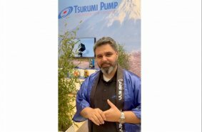 Fuji, Bambus und Kimono: Der Pumpenhersteller Tsurumi ist stolz auf seine Herkunft und hatte Technikexperten wie Sandor Rostas am Stand.