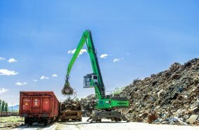 Neuer SENNEBOGEN 850 G optimiert Schrottlogistik im Stahlwerk