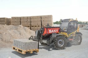Der SANY Teleskoplader STH1440