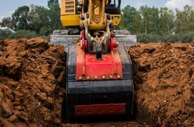 Mit dem Radarlöffel unterirdische Infrastruktur erkennen und Schäden vermeiden