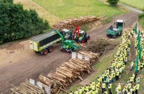 Vorführung HEM 5600 Z mit Fendt 942 GEN 7 bei den Profi-Tagen 2025