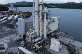 Veidekkes Asphaltmischanlage mit MULTI JET Brenner in Ålesund ist seit Oktober 2023 in Betrieb.