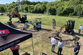 Im Demobereich konnten sich Interessenten von den Maschinen überzeugen