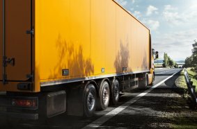 Continental hat den neuen Conti Hybrid HT 5 speziell für die für die hohen Anforderungen im regionalen Verteilerverkehr entwickelt. 