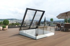 Quadratischer Ausstieg ermöglicht Wendeltreppe zur Dachterrasse