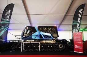 FPT INDUSTRIAL treibt das weltweit erste Pistenfahrzeug mit einem Wasserstoff-Verbrennungsmotor, dem brandneuen XC13 an