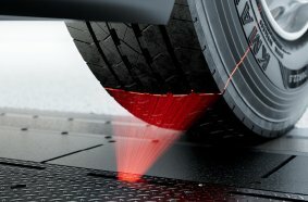 Integration von Goodyear CheckPoint in den Digital Vehicle Scan von TÜV SÜD ermöglicht fortschrittliche Reifenprüfung