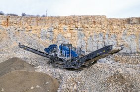 Die Grobstücksiebanlage MOBISCREEN MSS 808 EVO ist konzipiert für wechselnde Herausforderungen in unterschiedlichen Einsatzgebieten.