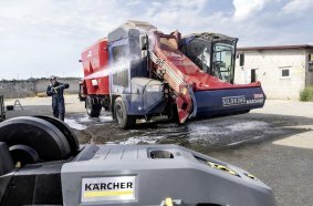 Heißwassergeräte ermöglichen eine gründliche Entfernung auch hartnäckiger Verschmutzungen.