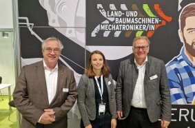 v.l.n.r.: Ulrich Beckshulte (CEO), Lena Heckmann (Presse- & Öffentlichkeitsarbeit) und Dr. Michael Oelck (Hauptgeschäftsführer).