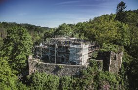 Die Burgruine Hohenberneck wurde von März 2021 bis Dezember 2022 umfangreich saniert und im Mai 2023 wieder der Öffentlichkeit zugänglich gemacht.