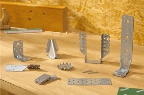 SPAX Holverbinder – ein umfassendes Sortiment für Anschlüsse von Holz auf  Holz, Stahl oder Beton.